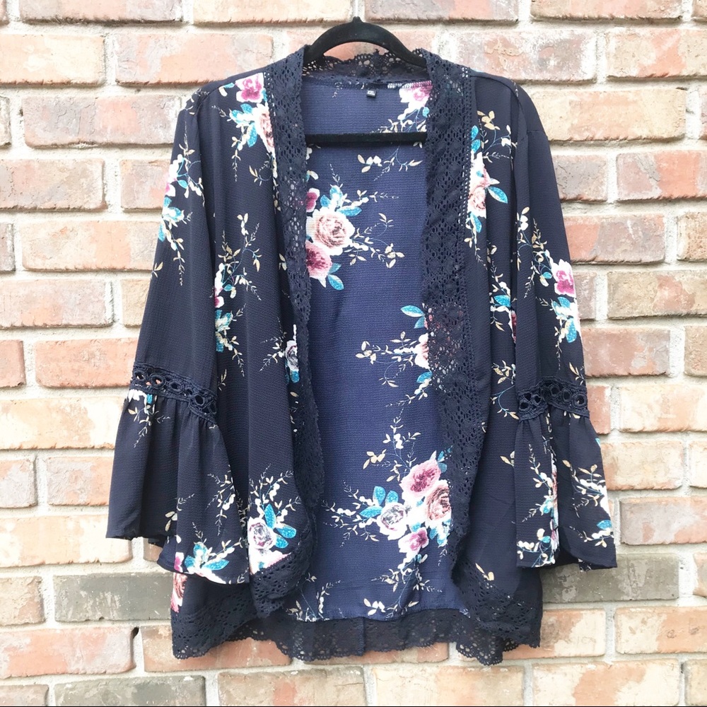 Boutique | Navy Floral Print Bell Sleeve Kimono
